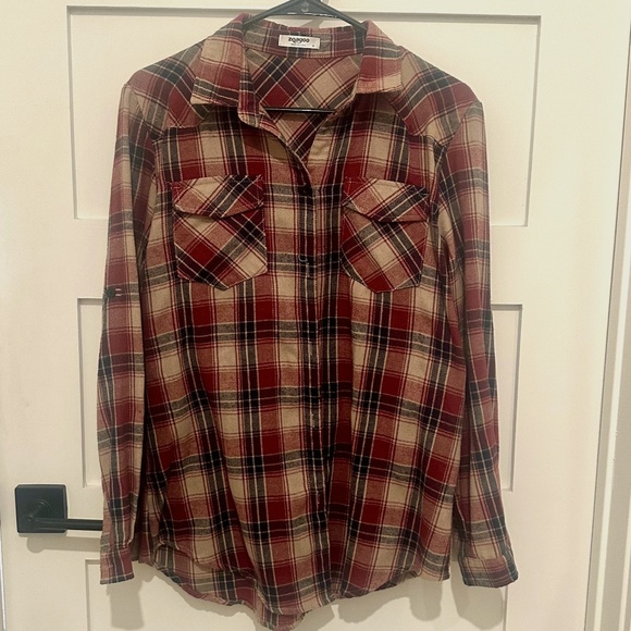 Ladies Plaid Flannel Button Down, Size Medium - Picture 4 of 4